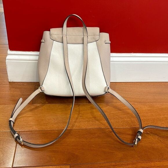 Kate Spade Leila Medium 2 Tones Pebbled Leather Backpack Drawstring Flap Closure - Picture 3 of 13